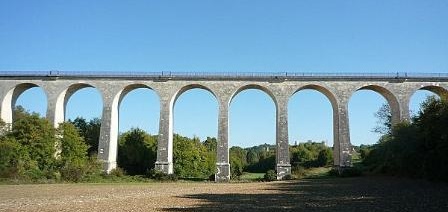 Saut à l'élastique .